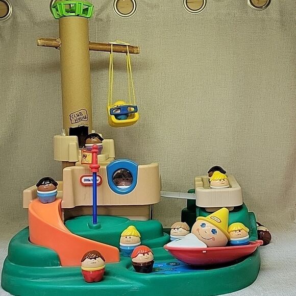 Vtg Little Tikes Rare Toddle Tots "Community Playground" Playset w/13 Figures - Picture 1 of 10